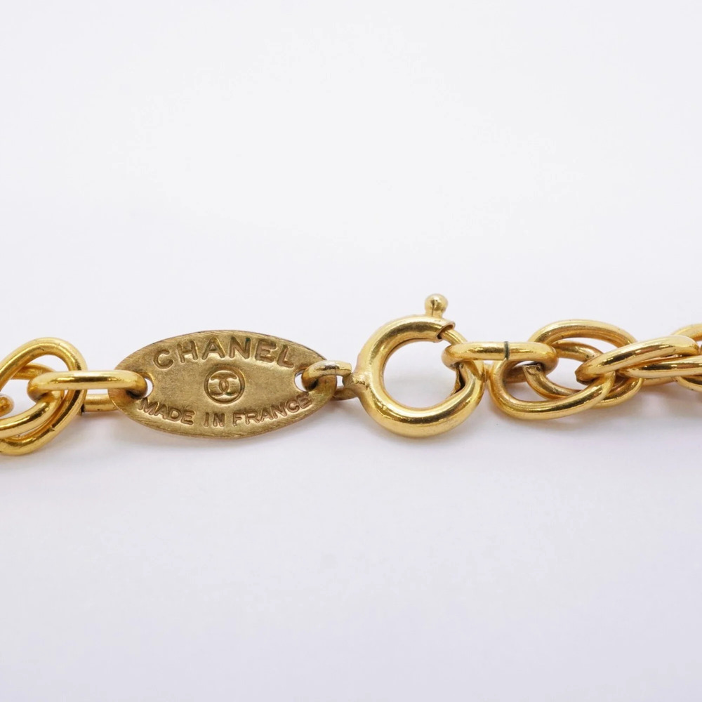 CHANEL Gold Pearl Logo Necklace - Picture 4 of 8